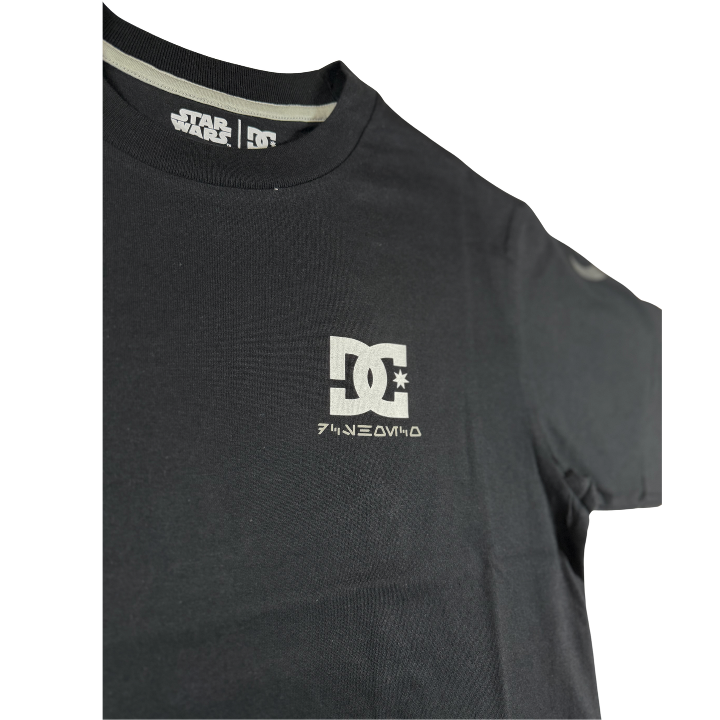 DCSHOES x STAR WARS TEE R2-D2